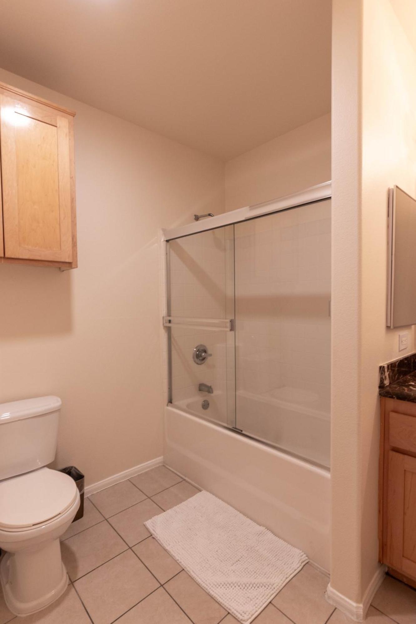 Urban Haven At Orsini Apartment Los Angeles